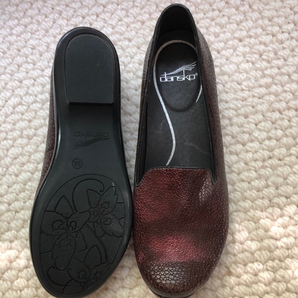 Dansko Brown Pebbled Leather Olivia Loafer sz 38 - Picture 2 of 6